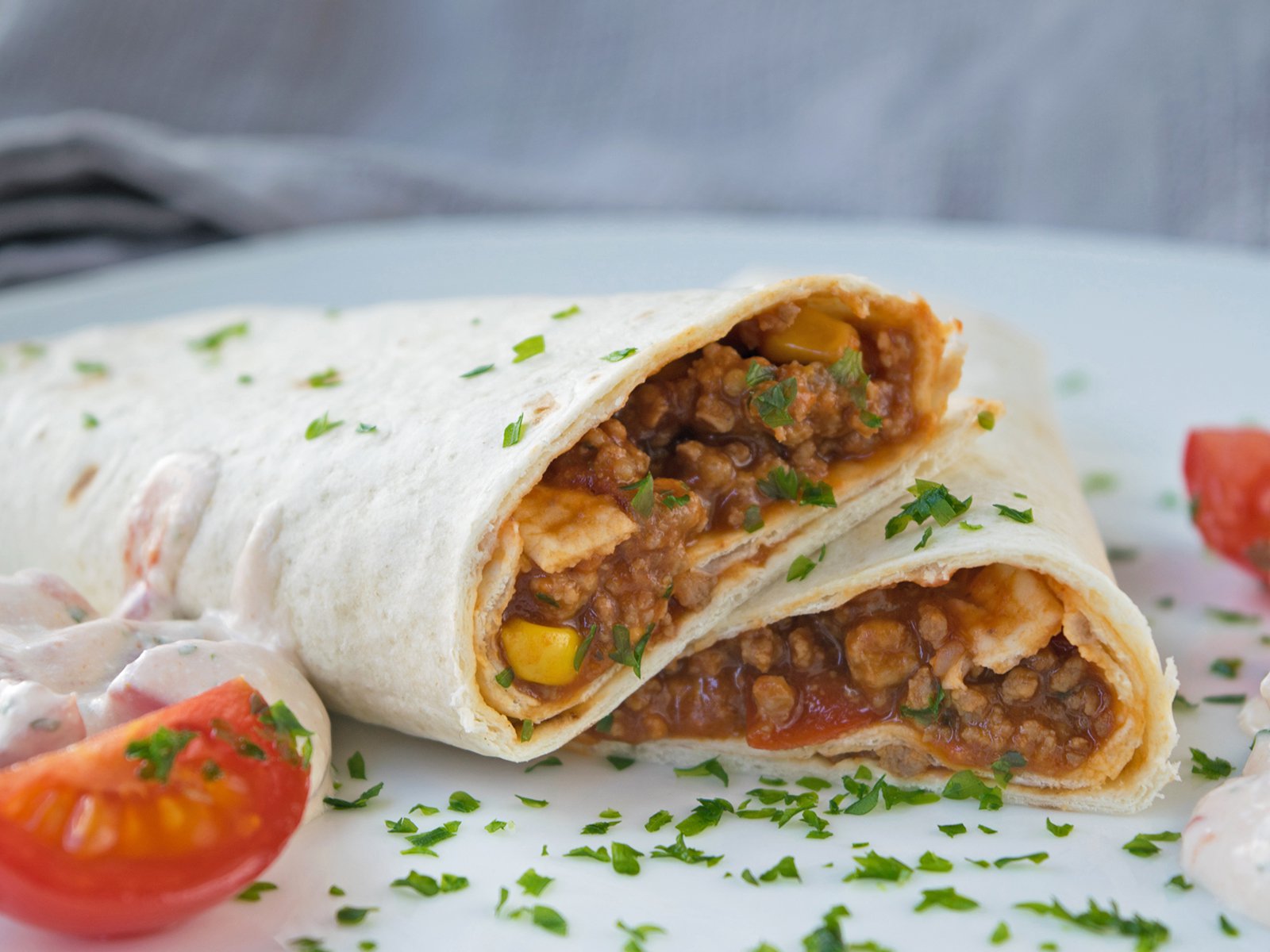 Mexikanische Maiswraps Tacos mit Chilifüllung - Rezept - GuteKueche.ch