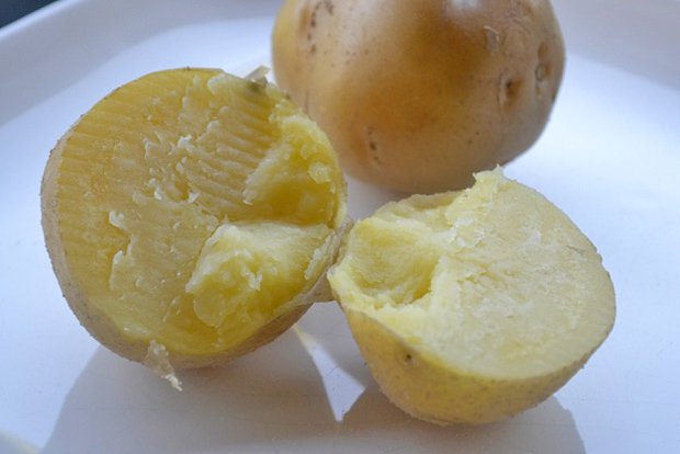 Kartoffeln aus der Mikrowelle - Rezept - GuteKueche.ch